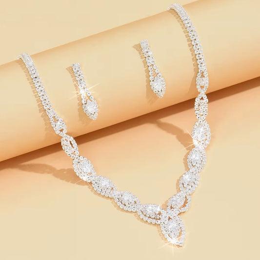 Diamond Zicon Necklace &’Earring Set